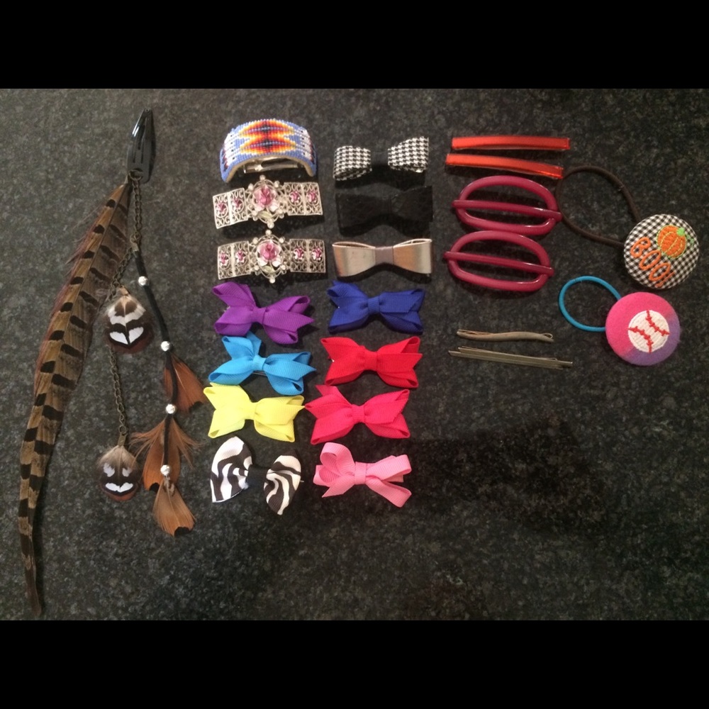 Hair Clips Bundle - Picture 3 of 4